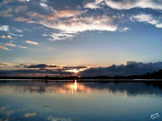 mare stupendo e cielo meraviglioso