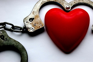 ammanettami amore