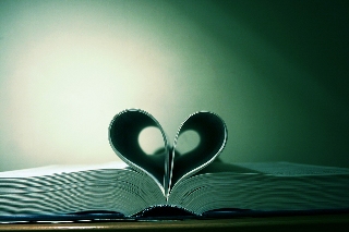 amore tra le pagine di un libro