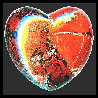 cuore di pietra coloratissimo