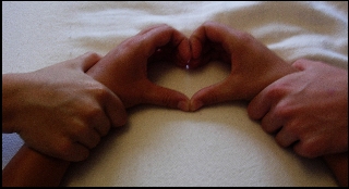 mani-a-cuore