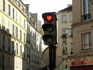 semaforo con rosso cuore